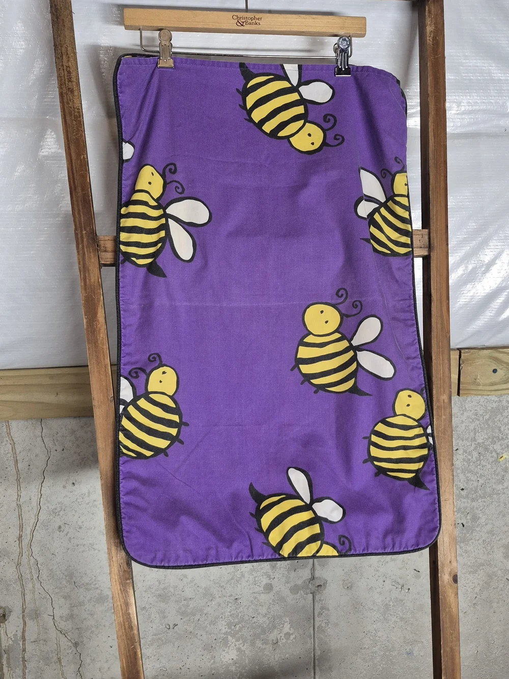 Cute Bee Print Purple Throw Blanket
